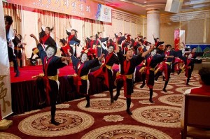 ｢世界特技自慢大会」開催